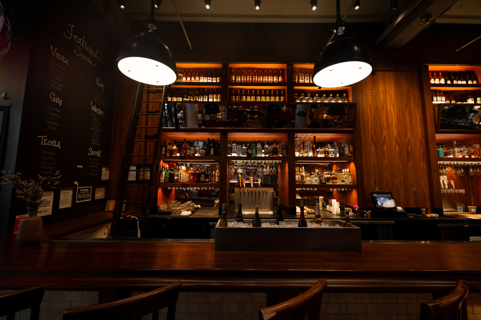 Custom Millwork for Restaurants and Bars: Design That Stands Out