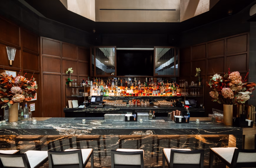 How Custom Millwork Elevates Restaurant and Bar Interiors