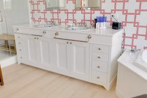 Read more about the article How Custom Millwork Maximizes Space in Manhattan Homes