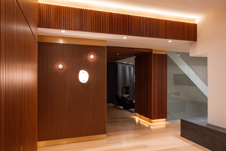 Read more about the article Why Custom Millwork Is Essential in Luxury Interior Design